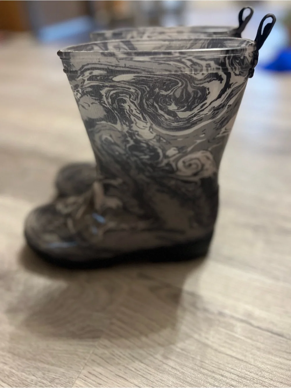 Kids Rainboots sz 1
